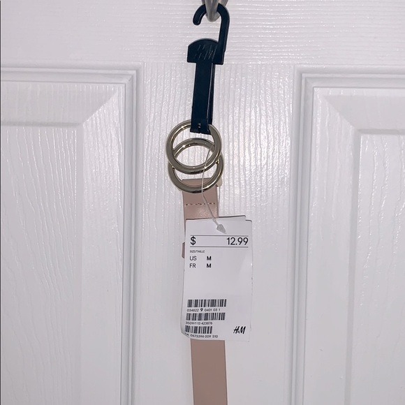 H&M Light Pink Belt with Gold Ring Clasp - Picture 1 of 1